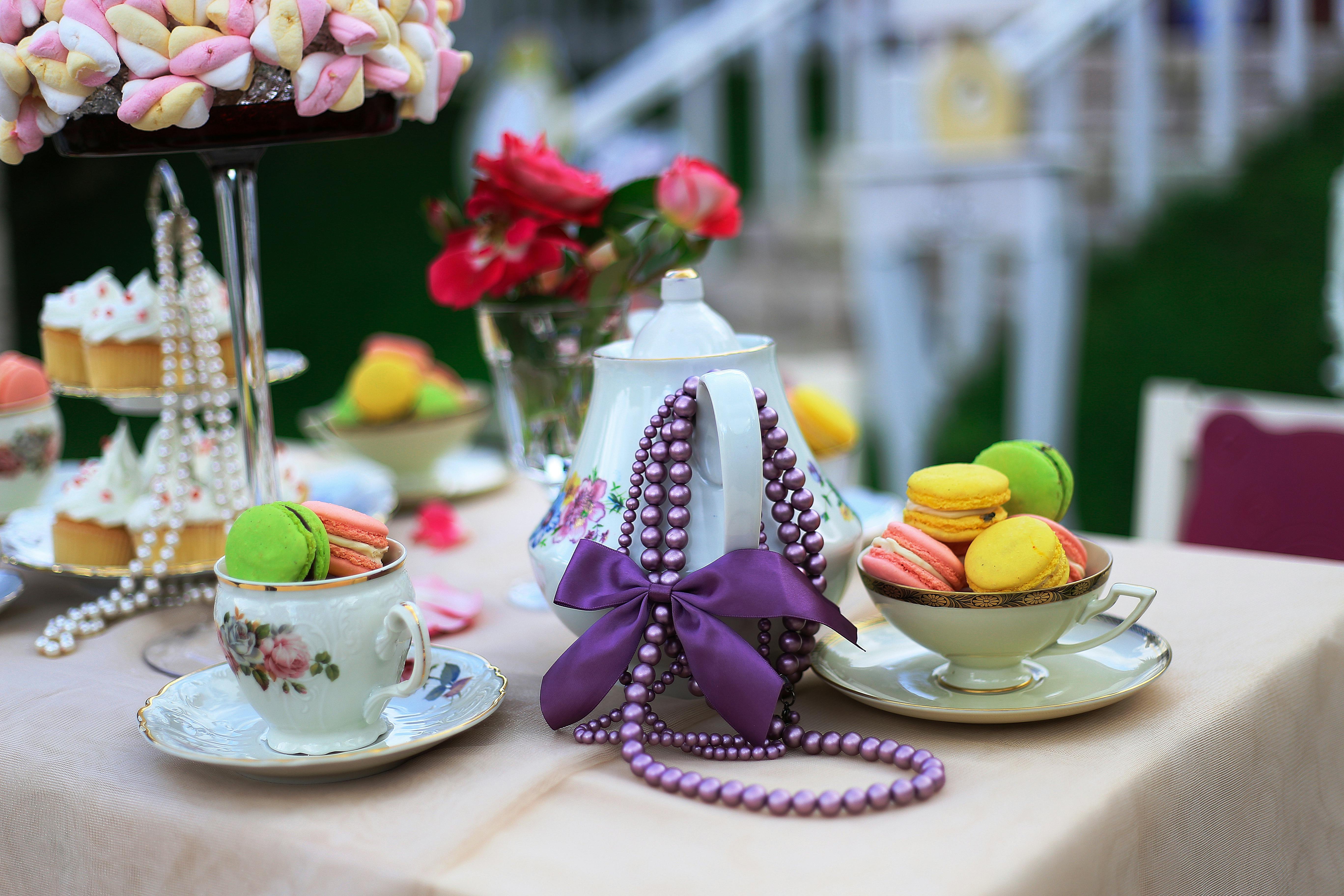 QueenTea tea setting